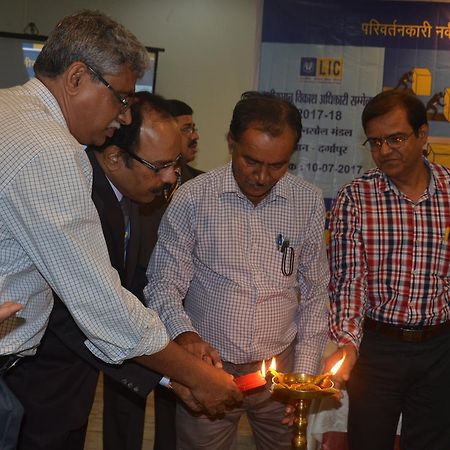 Hotel Pritika Durgāpur Eksteriør billede