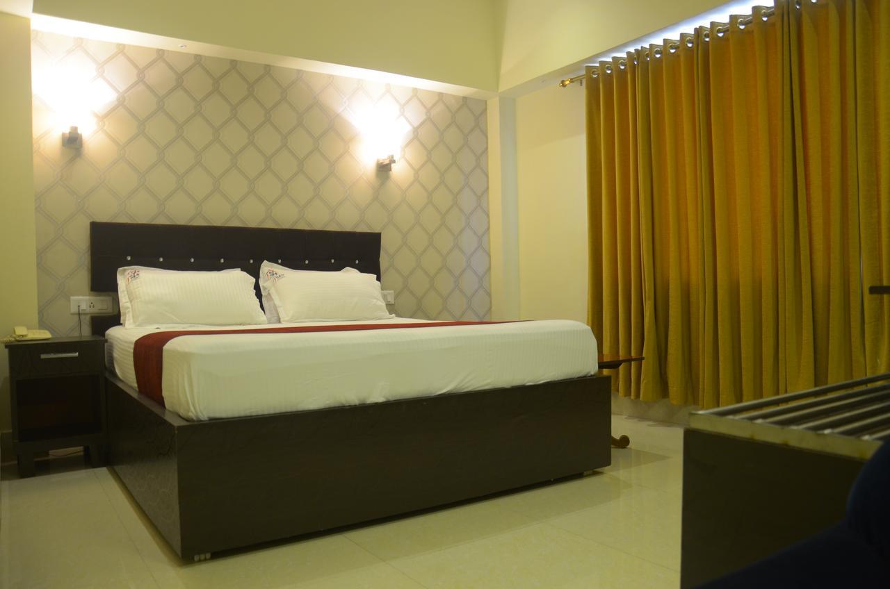 Hotel Pritika Durgāpur Eksteriør billede