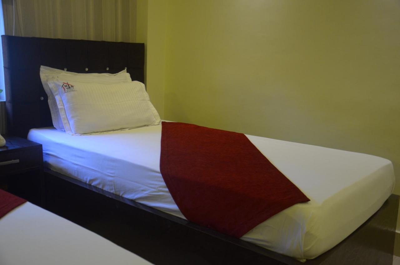 Hotel Pritika Durgāpur Eksteriør billede