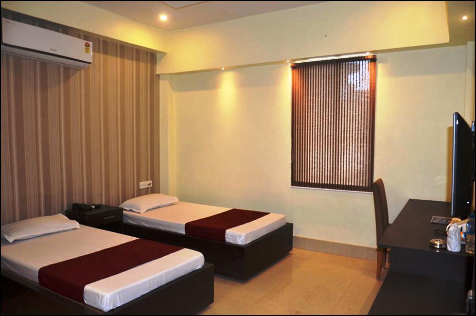 Hotel Pritika Durgāpur Eksteriør billede