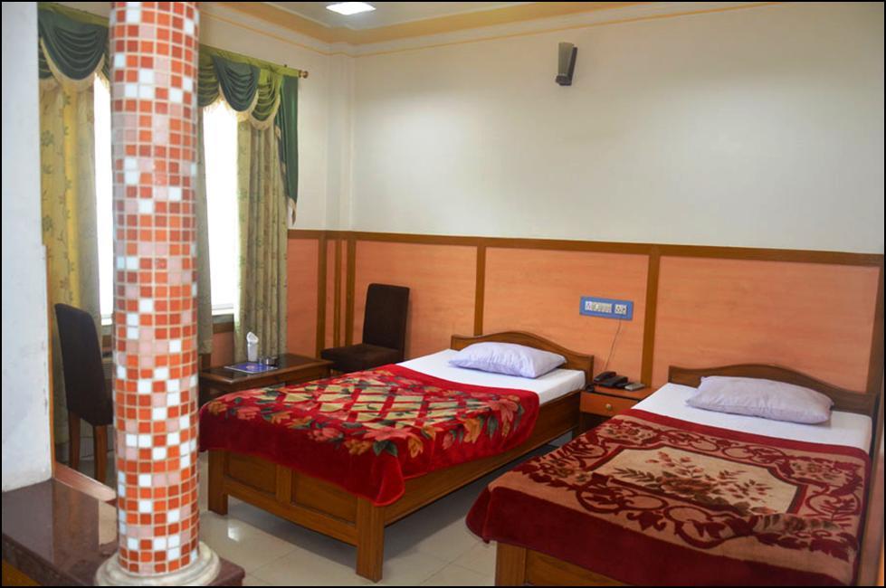 Hotel Pritika Durgāpur Eksteriør billede