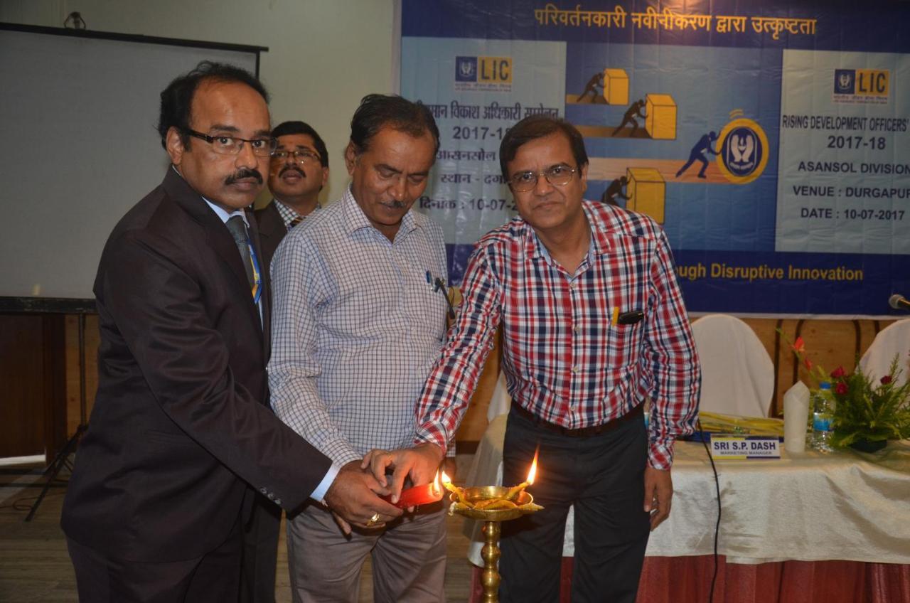 Hotel Pritika Durgāpur Eksteriør billede